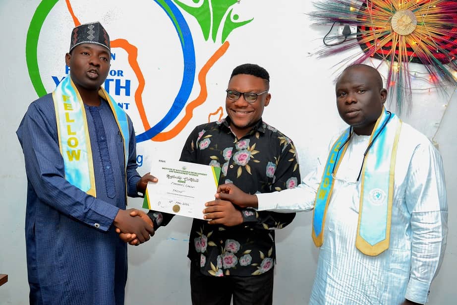 AmbGabari's tweet photo. ...and another one 👏👏👏 #c4spaa #srhradvocate #lifeofaworkaholic
@affydnigeria @Guttmacher @Everlovly @MenNigeria @Mashobane61 @MenEngageAfrica @AHEAD_nigeria @PanAfricaILGA @EkeleJiata @Zeesteph111 @CSDevNet1_Steve @TIERsNigeria @CSDevNet1 @SFCGNigeria @Cnx_Us1 @Cnx_Us https://t.co/s2p3BTc4ms