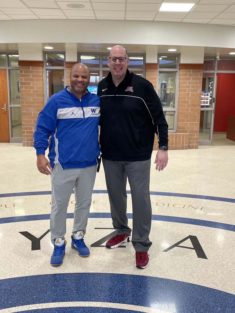 Brian Callahan (@callybrian) on Twitter photo As always elite visit with Coach Brown <a href="/FootballWayzata/">Wayzata Football</a> home to some former Golden Gopher Greats; Marion Barber III, <a href="/benhamilton50/">Ben Hamilton</a> <a href="/34dombarber/">Dom Barber</a> and <a href="/Brandon_Lingen/">Brandon Lingen</a> #MNBlitz #RTB #SkiUMah As always elite visit with Coach Brown <a href="/FootballWayzata/">Wayzata Football</a> home to some former Golden Gopher Greats; Marion Barber III, <a href="/benhamilton50/">Ben Hamilton</a> <a href="/34dombarber/">Dom Barber</a> and <a href="/Brandon_Lingen/">Brandon Lingen</a> #MNBlitz #RTB #SkiUMah