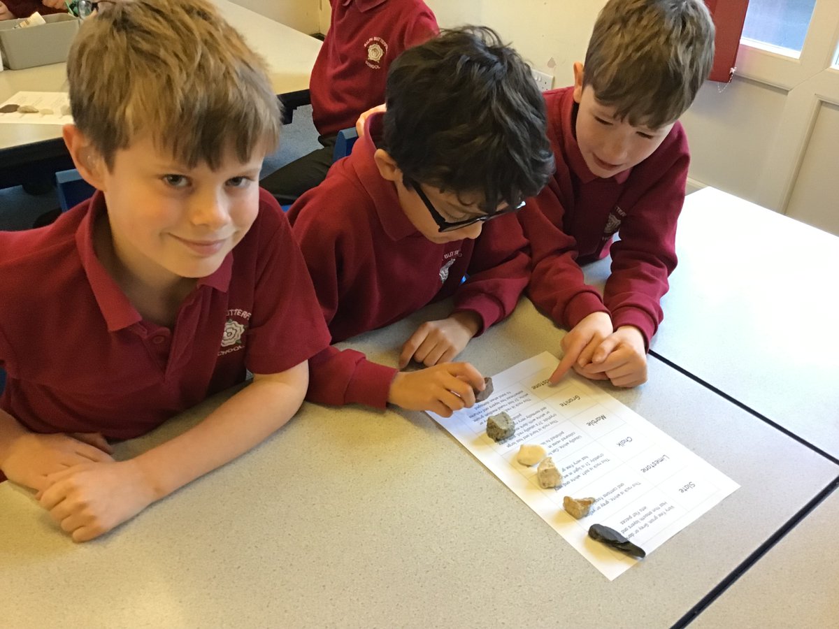 RalphBPSch_York's tweet photo. Class 6 identified rocks from given descriptions and described the appearance of them brilliantly in science today. #RBPSScience https://t.co/qxcIDFWNle