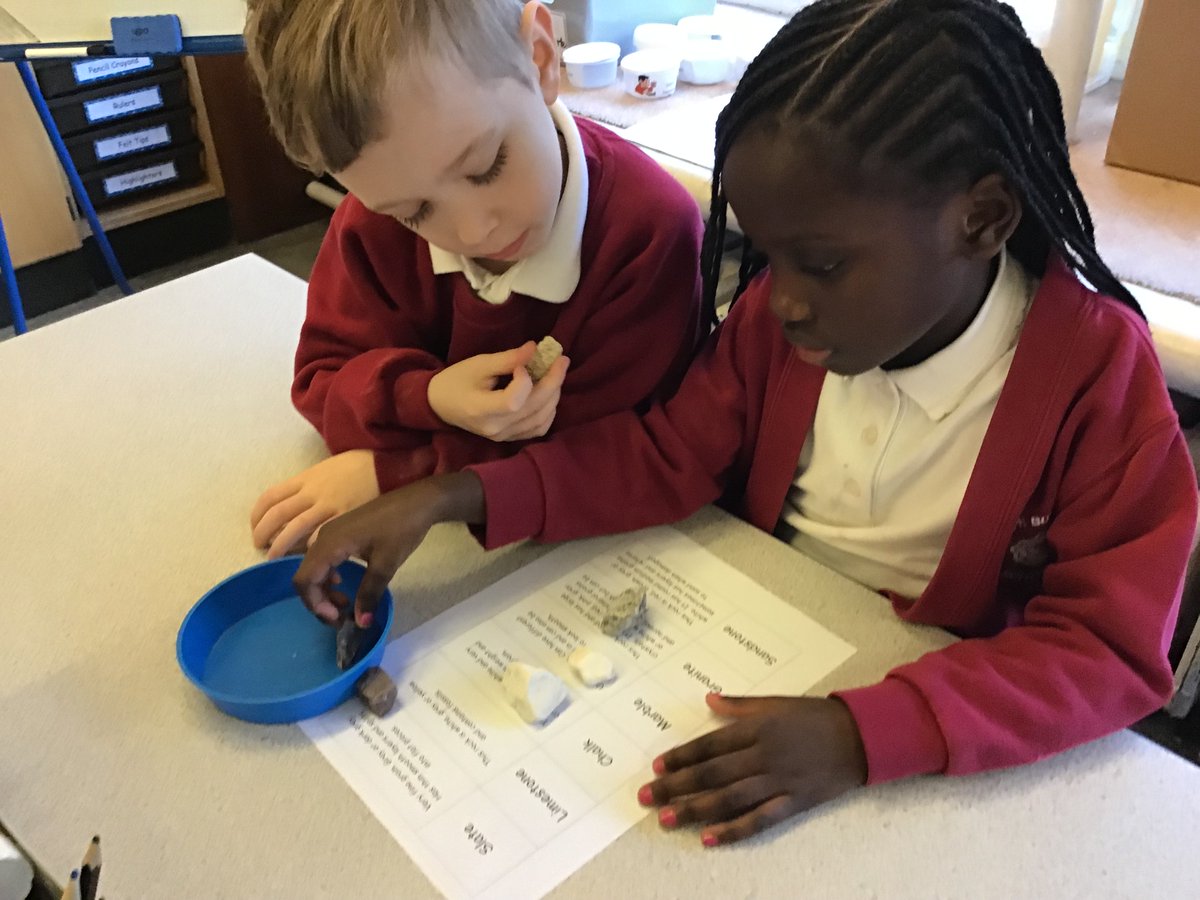RalphBPSch_York's tweet photo. Class 6 identified rocks from given descriptions and described the appearance of them brilliantly in science today. #RBPSScience https://t.co/qxcIDFWNle
