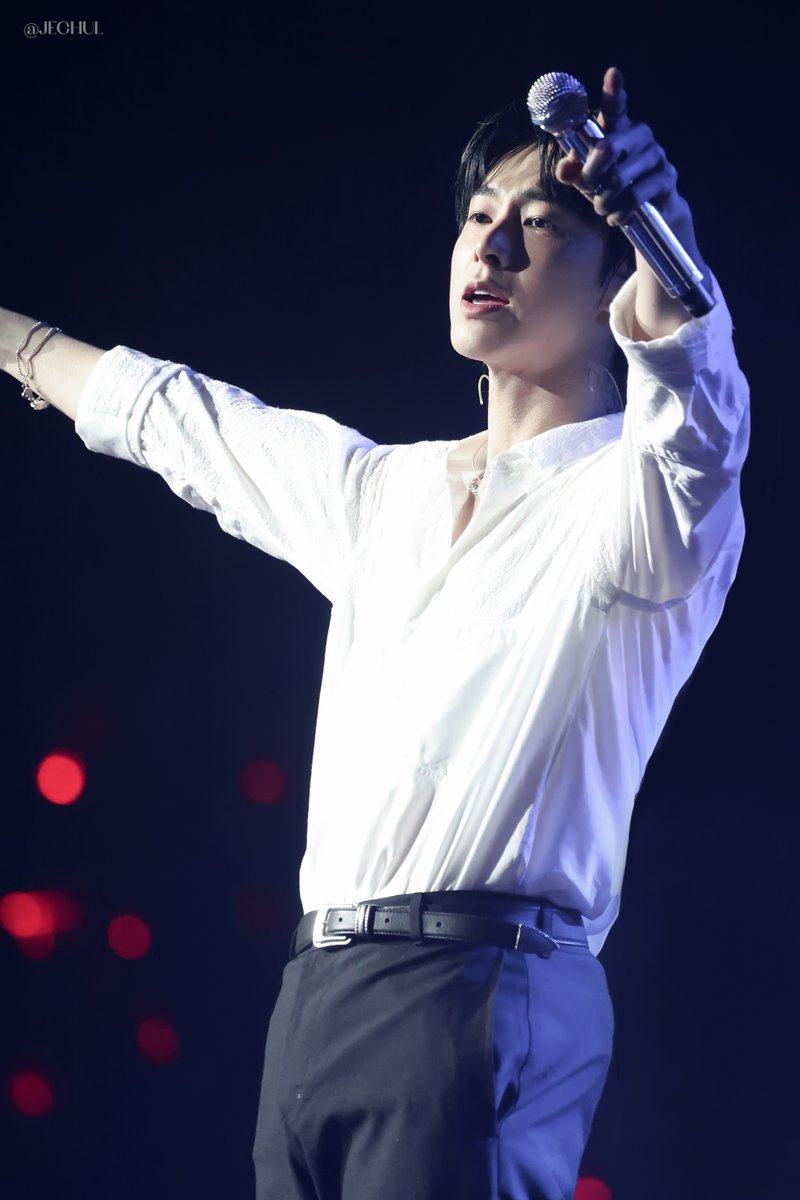 DJonlyUknow's tweet photo. 20231230 TVXQ 20&amp;2 Seoul Concert 

HD Part 10 - 4p

 #유노윤호 #정윤호 #UKNOW #YUNHO #ユンホ #ユノ #동방신기 #東方神起 #TVXQ #TVXQ_20n2 #20n2 https://t.co/34r4snIQJV