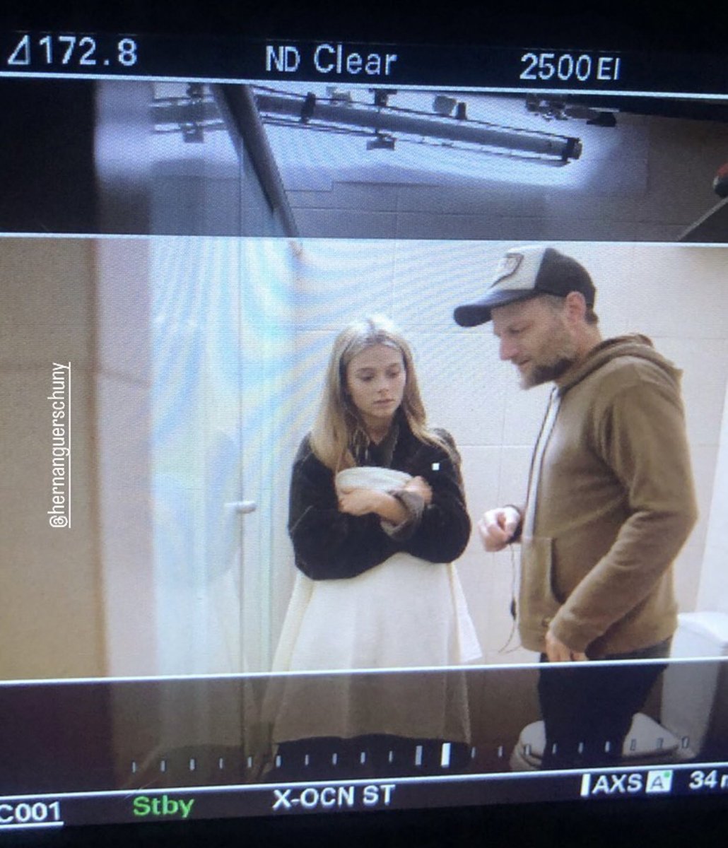 vzenerearchives's tweet photo. 📸 | @VaLuZenere durante el rodaje de #Nahir 🎬 https://t.co/x9dtwVUcmW