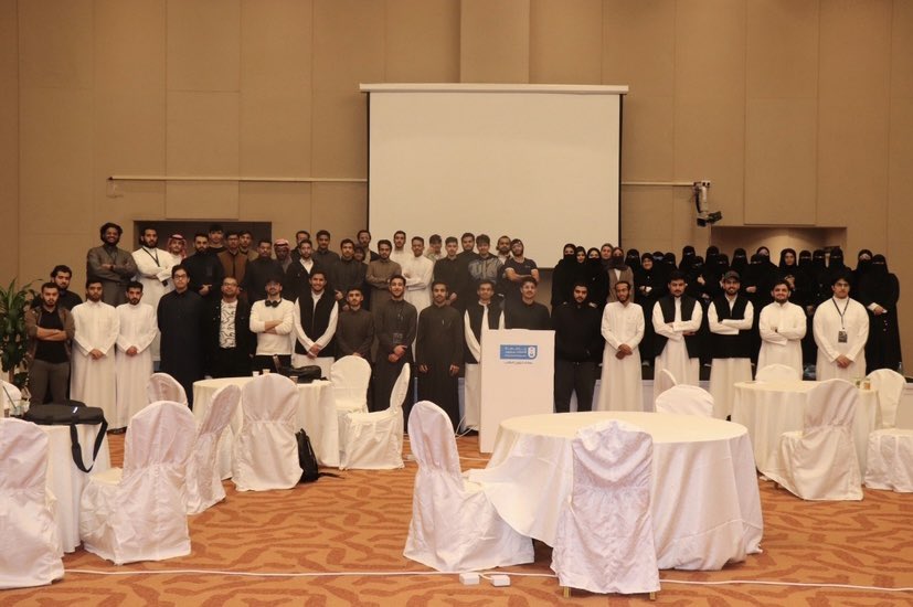 0xClk's tweet photo. بفضل من الله أنهيت من برمجة وإعداد مسابقة OSINT تقنيًا بشكل كامل 👩🏻💻. التابع لـ @KSU_Cyber برعاية @CyberhubSa | سايبرهَب
حيث حضر مايقارب المئة وخمسون متسابق ومتسابقة من مختلف جامعات المملكة وكانت الأجواء تنافسية وحماسية 🔥👏. #KSUOSINT https://t.co/JhB8aek21T