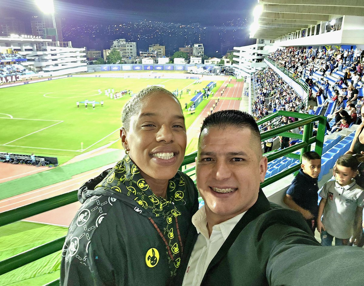 MervinMaldonad0's tweet photo. Que feliz semana para toda Venezuela les manda a decir la mejor atleta del mundo 🌎 nuestra @yulimarrojas45 🇻🇪

@TeamRojas45 https://t.co/AM6xqCKmku