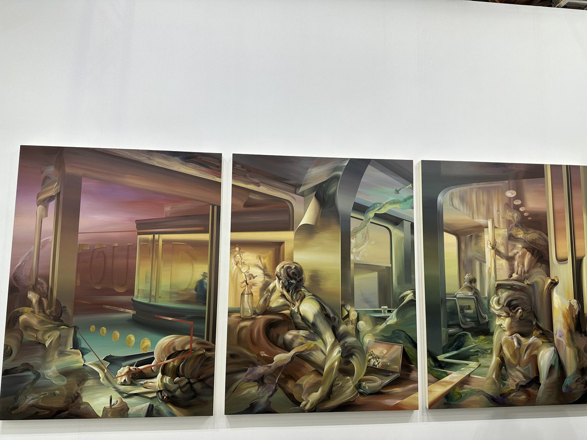 cherrywyr's tweet photo. Some interesting pieces from ArtSG. #ARTSG https://t.co/KiWBPZKxOW