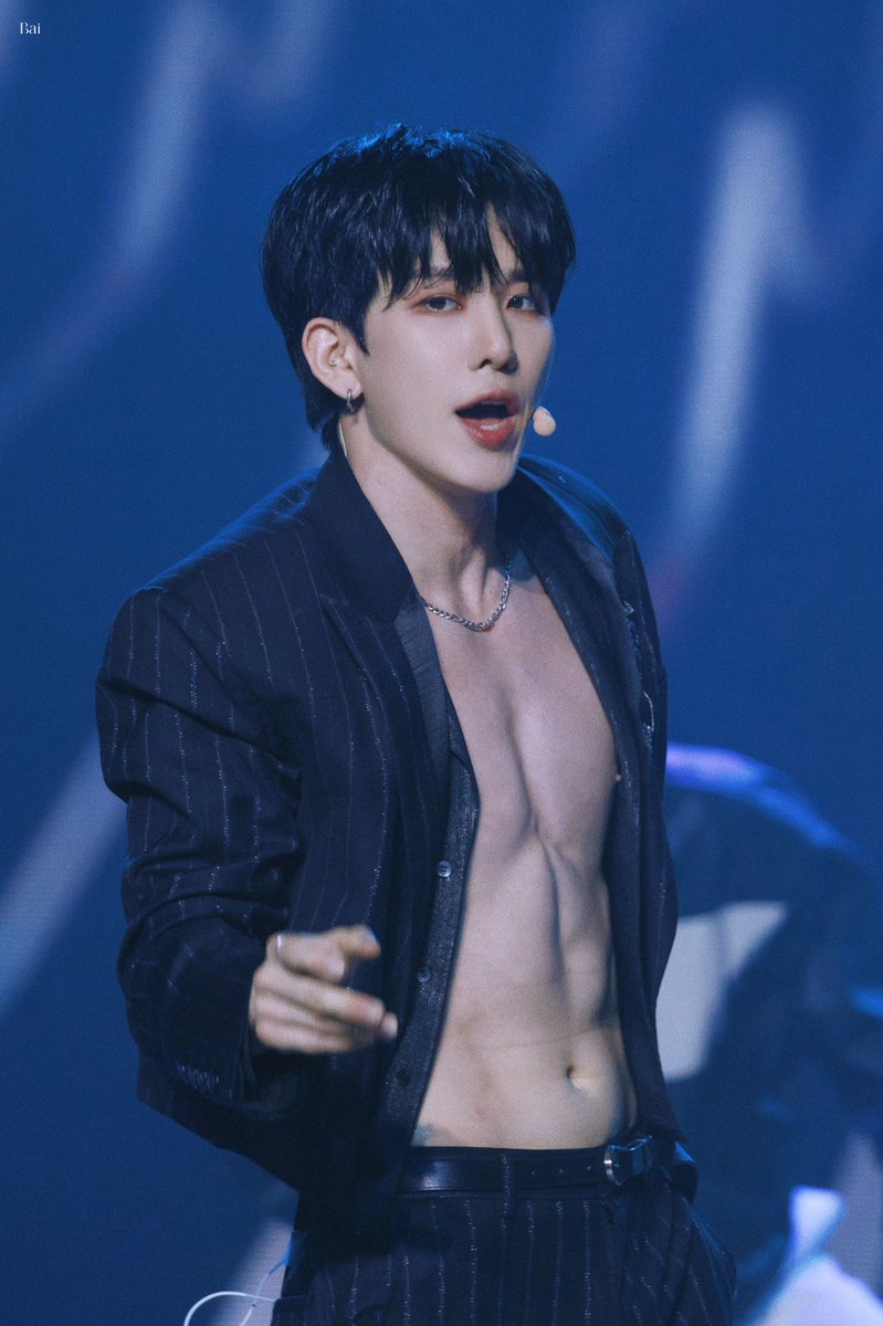 bbangjooo0108S2's tweet photo. 야심한 밤에 야심한 사진 https://t.co/LiWsTewhvw