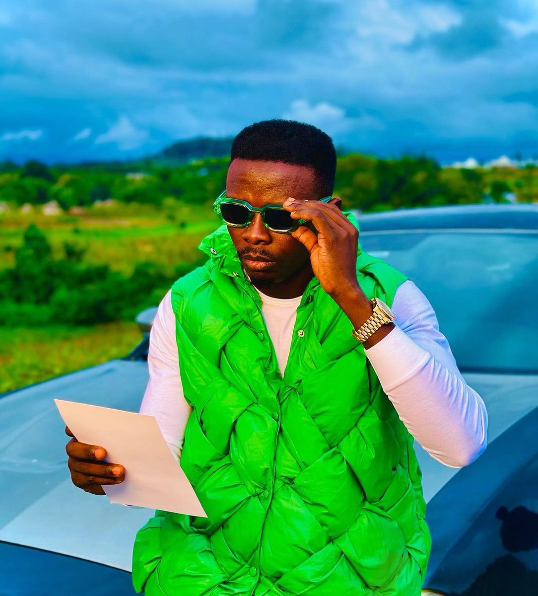 lilinbaba_'s tweet photo. Let’s go super eagles. 🦅 

Okay, predict the score and stand a chance of winning 20k.

Let’s pray for our collective victory. #GNBNGA https://t.co/c7UmiJPslX