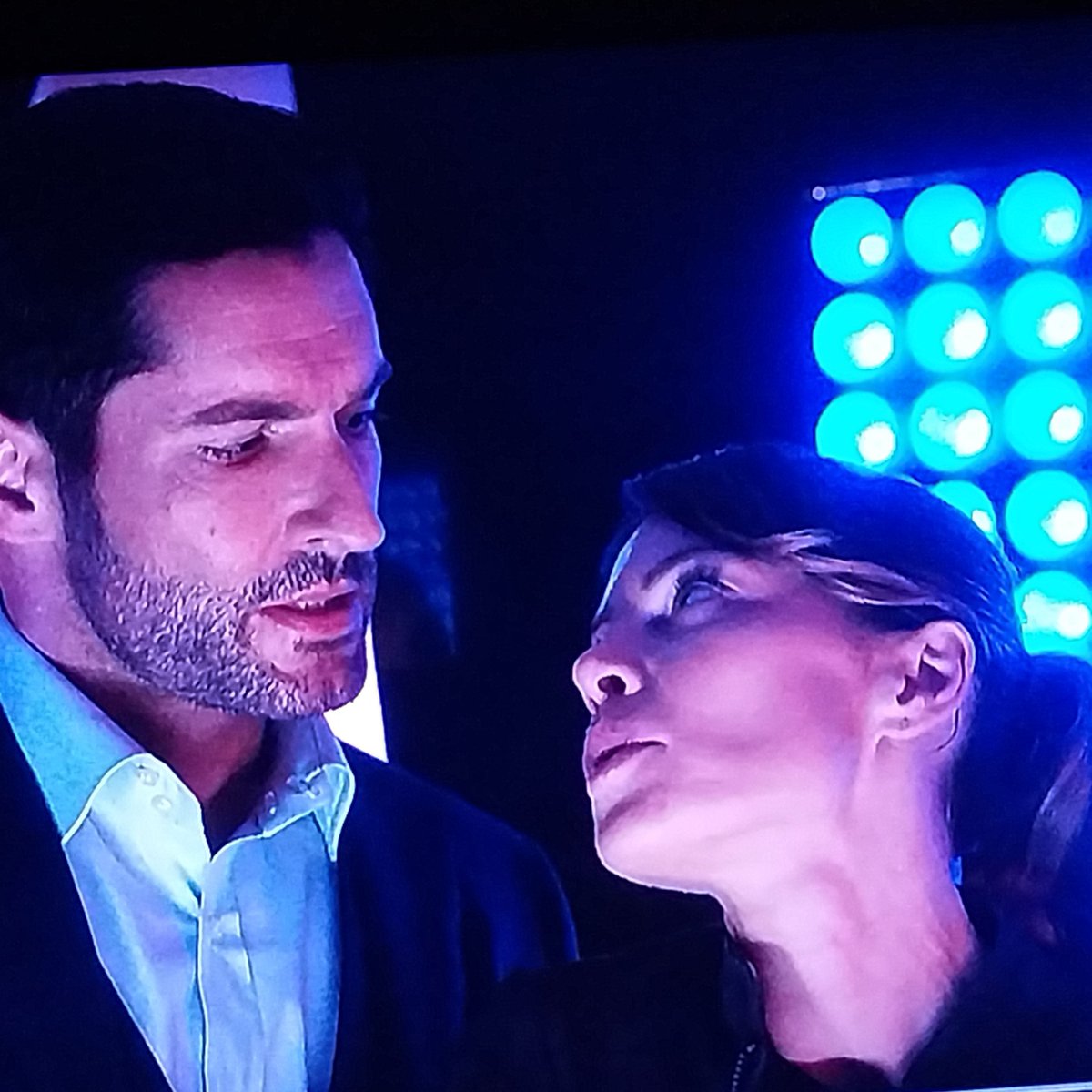 MatassoliR97054's tweet photo. @DorisR_K #LuciferNetflix #Deckestar #TomEllis #LaurenGerman https://t.co/c1W0glZRCC