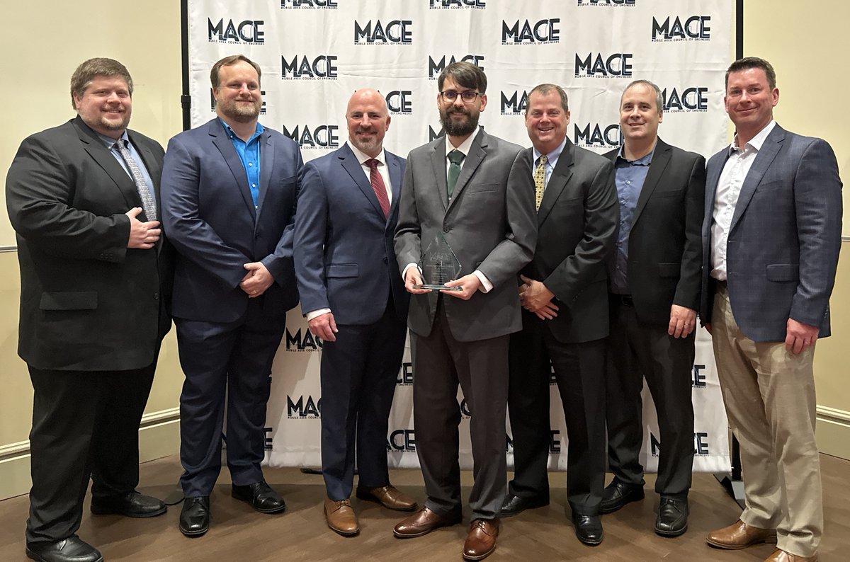 Austal USA’s Matthew Graham was presented with the Naval Architect of the Year award by the Mobile Area Council of Engineers (MACE) last week. Congratulations Matthew on your well-deserved recognition! To read more, visit lnkd.in/gzq995N2