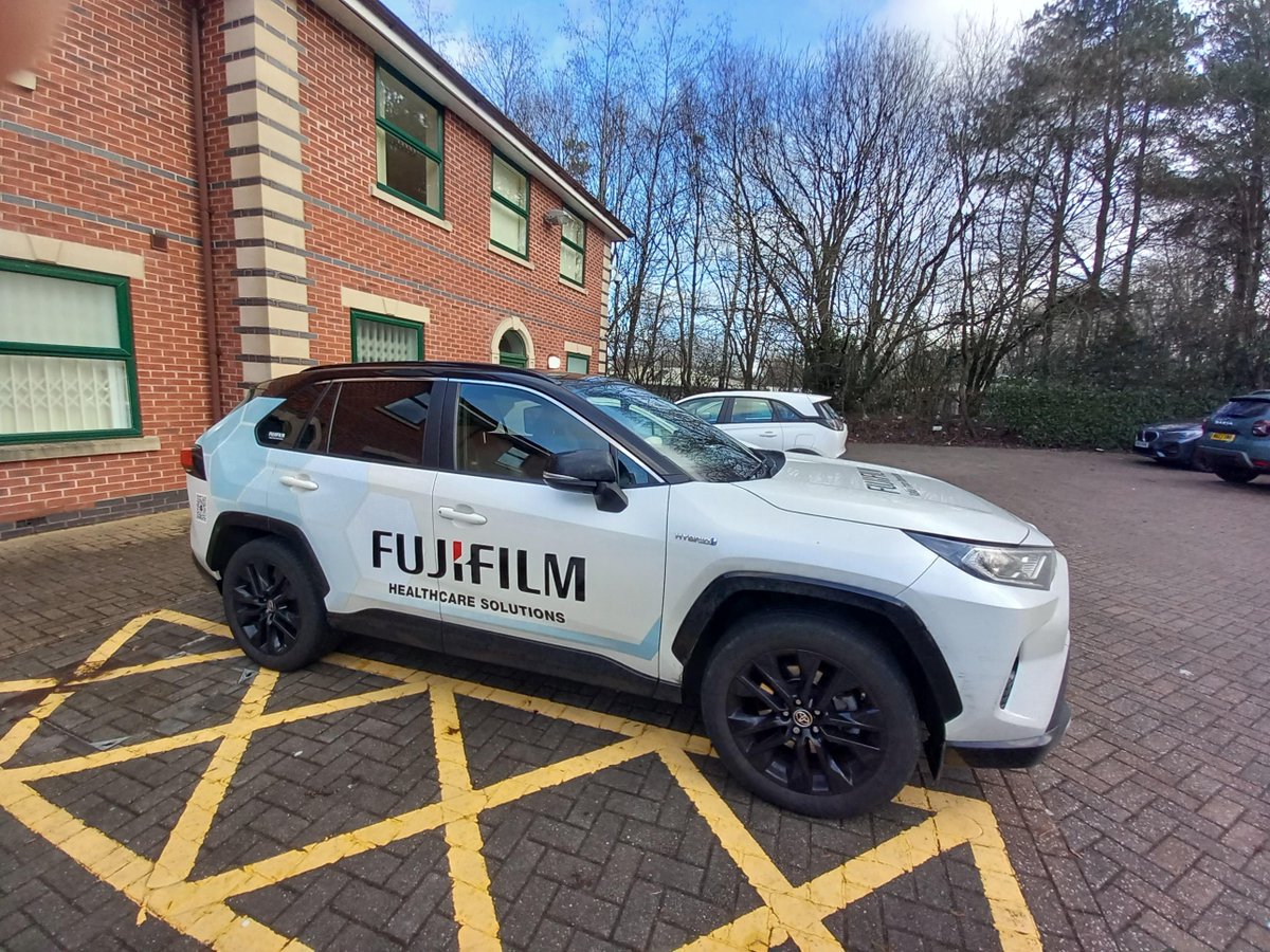 GM_Imaging's tweet photo. Today we worked in collaboration with
@FujifilmHCUK to bring their ultra portable diagnostics car for a demo to members of networks, looking at how the car could be used to help address health inequalities across the region.
#strengththroughcollaboration #drivingdiagnostics https://t.co/Pp5aKUsdpD