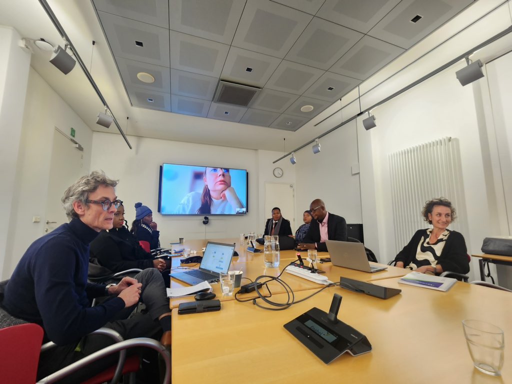 KEEntrepre's tweet photo. Rencontre stratégique au bureau #ENABEL à Bruxelles, où les 4 lauréats du #PrixUbora RDC 2023 ont partagé un atelier d'échange sur les opportunités de soutien à l'entrepreneuriat par Enabel en RDC … https://t.co/6UagLU6h6a