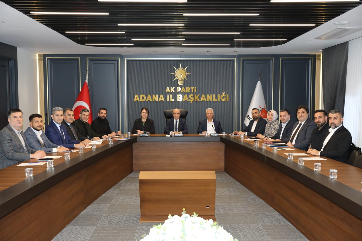 İl Başkan Vekilimiz Sn. Ahmet Öztürk Başkanlığında Haftalık Olağan Yürütme Kurulu Toplantımızı gerçekleştirdik.
