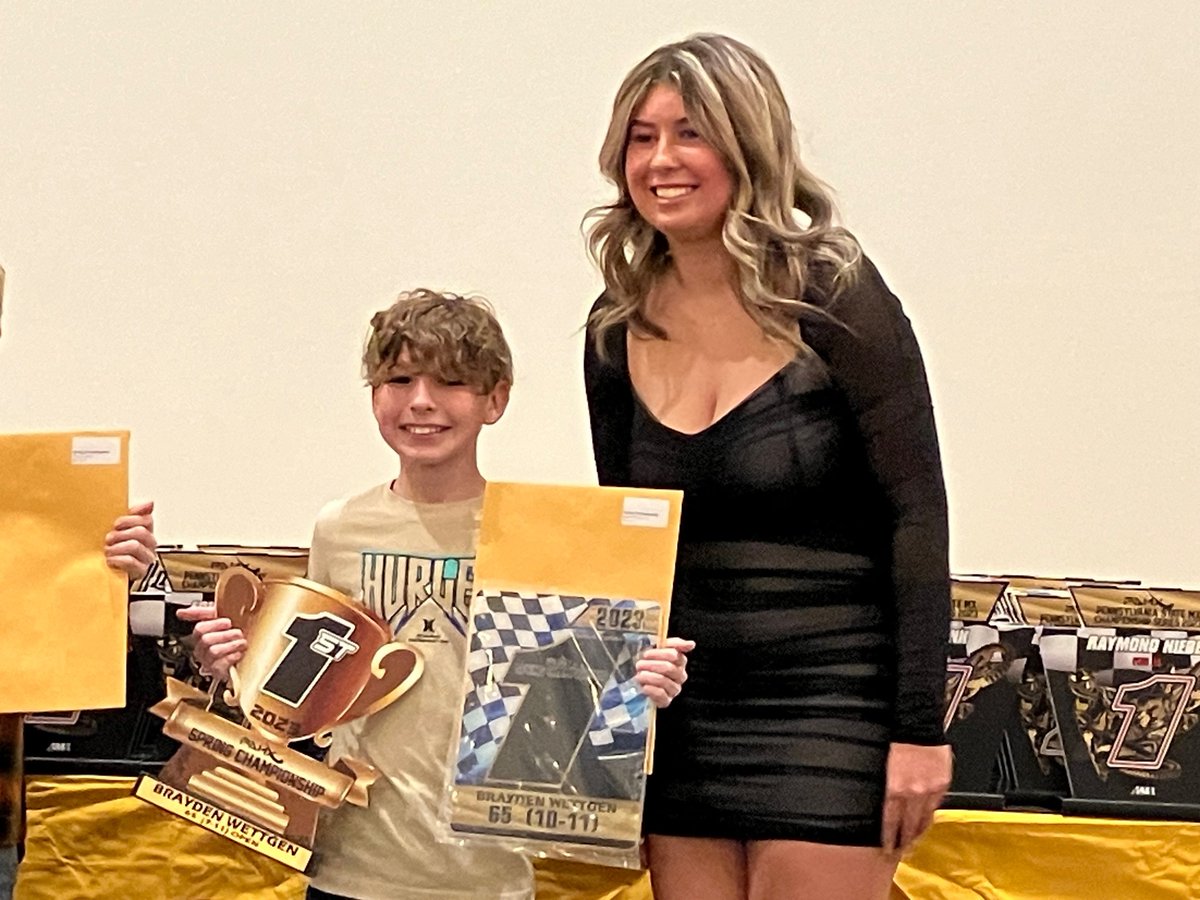 ProActionusa's tweet photo. Great night at the PAMX awards banquet. Some Pro-Action riders picking up their awards. https://t.co/cuG3k07wKy