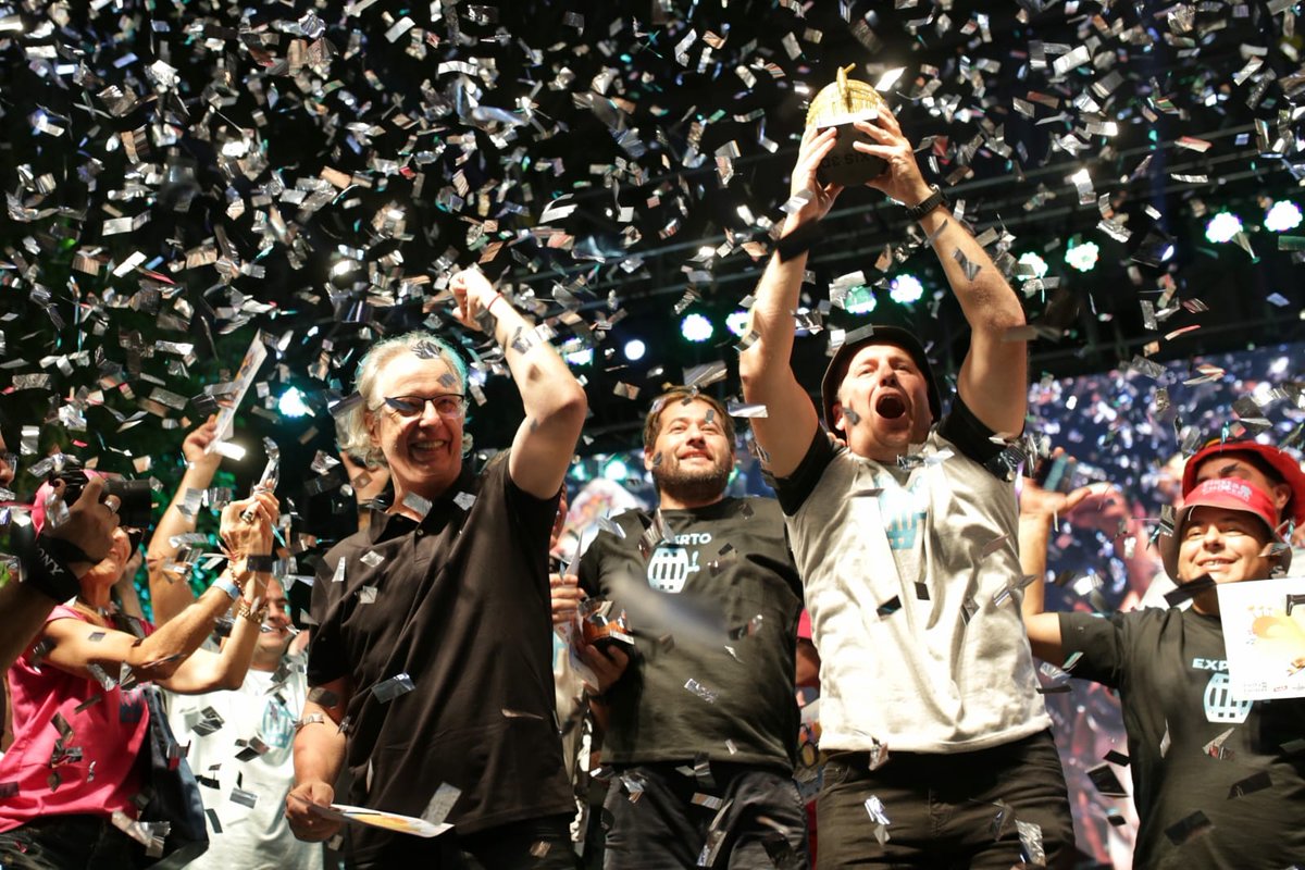 carlospereiraSF's tweet photo. 👏Pasó otra Fiesta de la #Chopera!!
🍺La primera edición fue en 2013 y hoy ya es uno de los grandes eventos de la Ciudad.
🍻Desde el @ConcejoSantaFe seguimos apoyando una celebración única en el mundo, con la chopera como un emblema que identifica nuestra cultura gastronómica. https://t.co/hTzg1feV4K