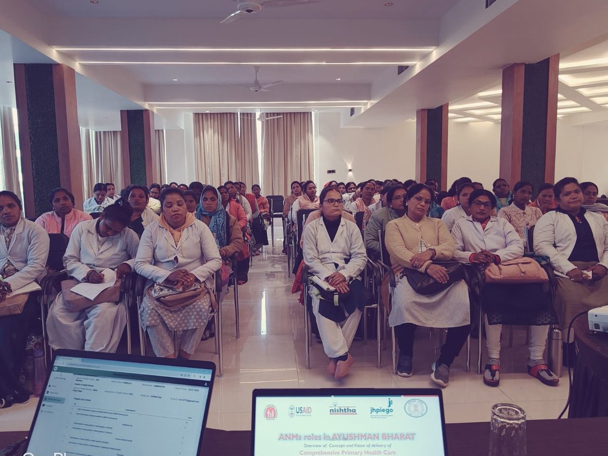 NISHTHA_CPHC's tweet photo. Empowering #ANMs for a healthier tomorrow! #NISHTHA supported a one-day orientation for 95 dedicated #ANMs at @A_ArogyaMandir, Surguja Dist, #Chhattisgarh, focusing on their roles in the #ExpandedRangeofServices. Together, we're strengthening healthcare services for the community https://t.co/TJ0SBc6JEk