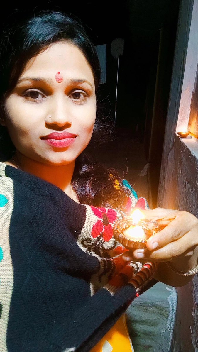 हर कण में राम, हर क्षण में राम
हर मन में राम, हर जन में राम....jai shree ram 🚩🙏