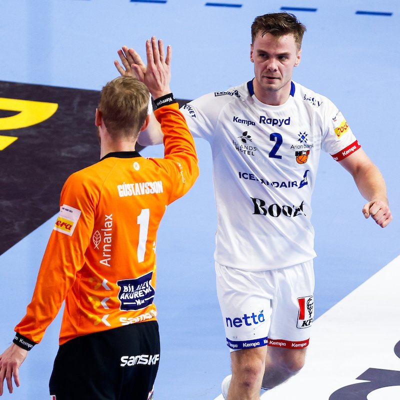 EHFEURO's tweet photo. Vote for the Grundfos Player of the Match on the EHF App 😍

📲 https://t.co/so6QYArh3Q

#ehfeuro2024 #heretoplay #CROISL https://t.co/KjKvk810Sb