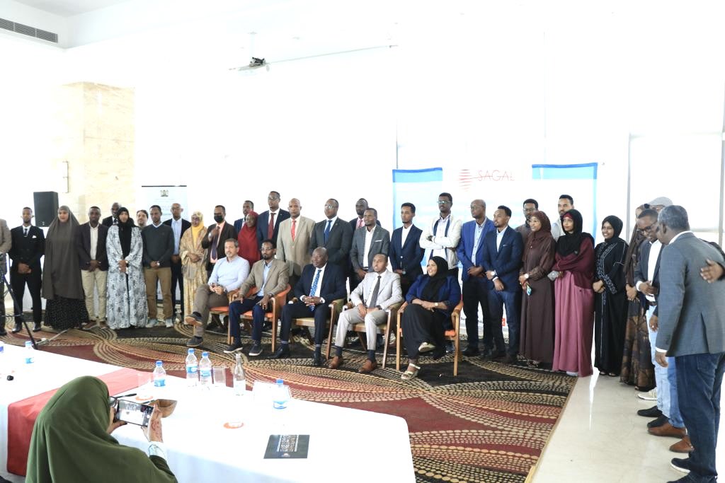 Delighted to launch a transformative knowledge exchange & study tour along with @PS_JosephMotari of @SP_Kenya in Nairobi today aimed to promote collaborative learning between the Somali government delegation & our Kenyan counterparts & strengthen the social protection programs.