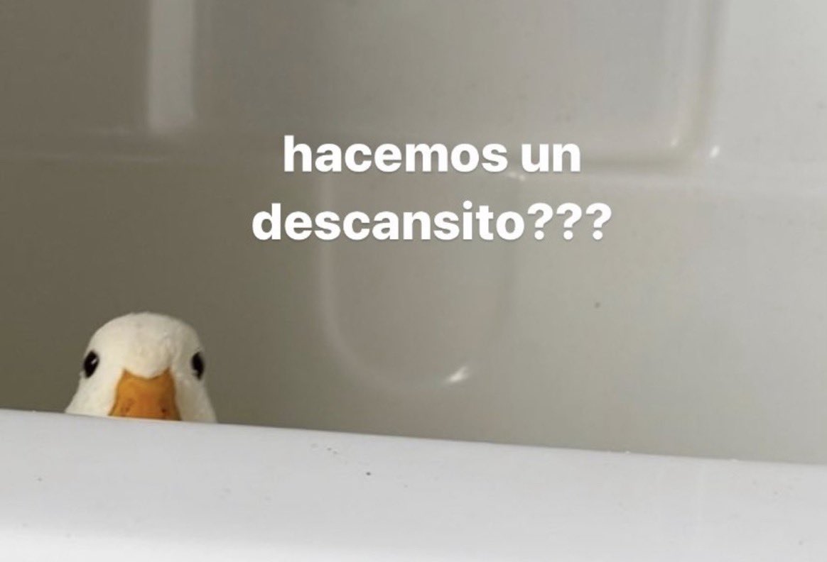 Guarromantico_'s tweet photo. *Cuando apenas llego al trabajo*

Yo: https://t.co/OBlX2wyTwC