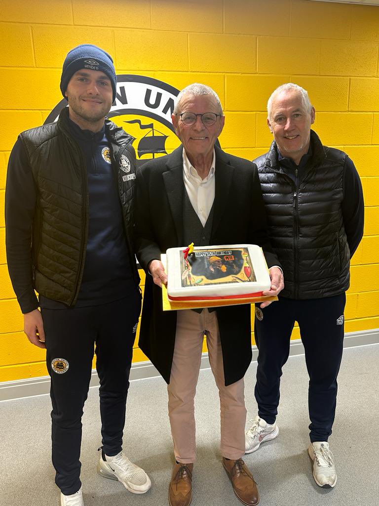 Our very own Peter Taylor - aka @taylorangling - is a popular figure around the Jakemans Community Stadium. Saturday’s postponement against Buxton prevented his 75th birthday celebrations taking place - but he popped in earlier to share his cake! Happy birthday Peter… 🥳