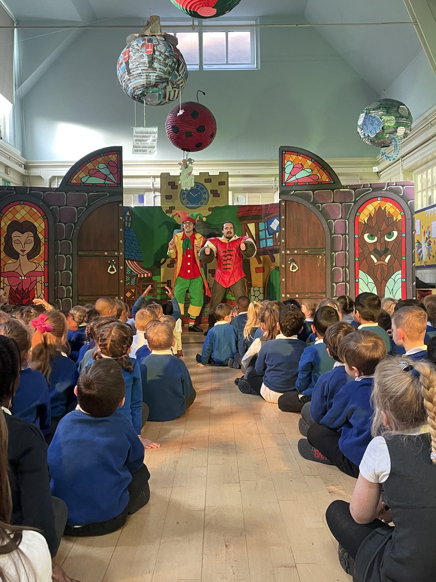Kettering Park Infant Academy enjoyed a magical retelling of the classic fairy tale 'Beauty and the Beast,' last week.🌹💛 The children thoroughly enjoyed every moment of the pantomime. The hall was full of laughter and cheering the whole way through.🎉 #INMAT #School