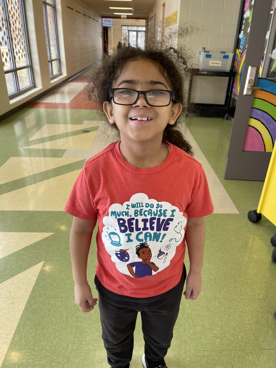 LNPrincipalHCSD's tweet photo. Positive messages and vibes today @Hamilton_LN !! Yes 👏 He 👏 Can!!! https://t.co/gieRnOPvwn