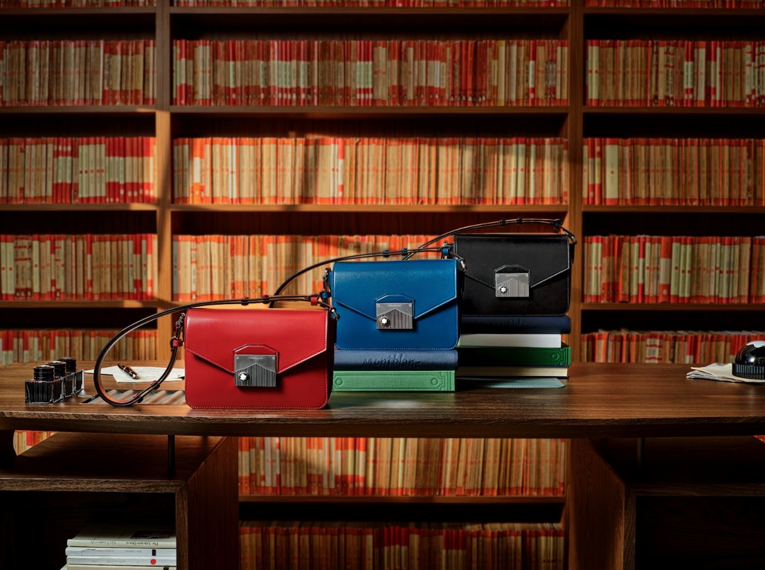 Montblanc’s latest theme “The Desk” explores the space where our imagination blooms into reality. At #ParisFashionWeek, this source of inspiration is introduced with the fall-winter collection designed by Marco Tomasetta

Discover more: ms.spr.ly/6016iQGJ2

#MontblancLeather