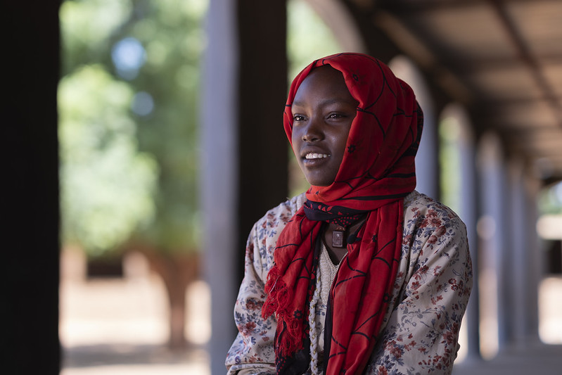IDRC_CRDI's tweet photo. Meet Sumaya. She’s a #refugee from Sudan living in Chad. Find out how research we support along with @WarChildHolland and the @GPforEducation is helping her to keep on learning.  

#IDE2024 
#TransformingEducation  

@IDRC_ESARO 
@IDRC_BRACO 

https://t.co/PktuKz756l https://t.co/8xwNDroiDQ