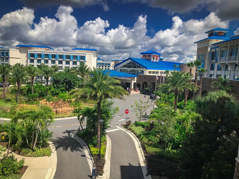 ABritSoutherner's tweet image. Find out why the @Loews_Hotels collection at @UniversalORL is the best place to experience the parks &amp;amp; enjoy the ultimate luxury stay! The amazing Sapphire Falls is definitely one that we highly recommend. bit.ly/3b0Sfs7 @VisitOrlando #ReadyforUniversal #AWonderfulPlace