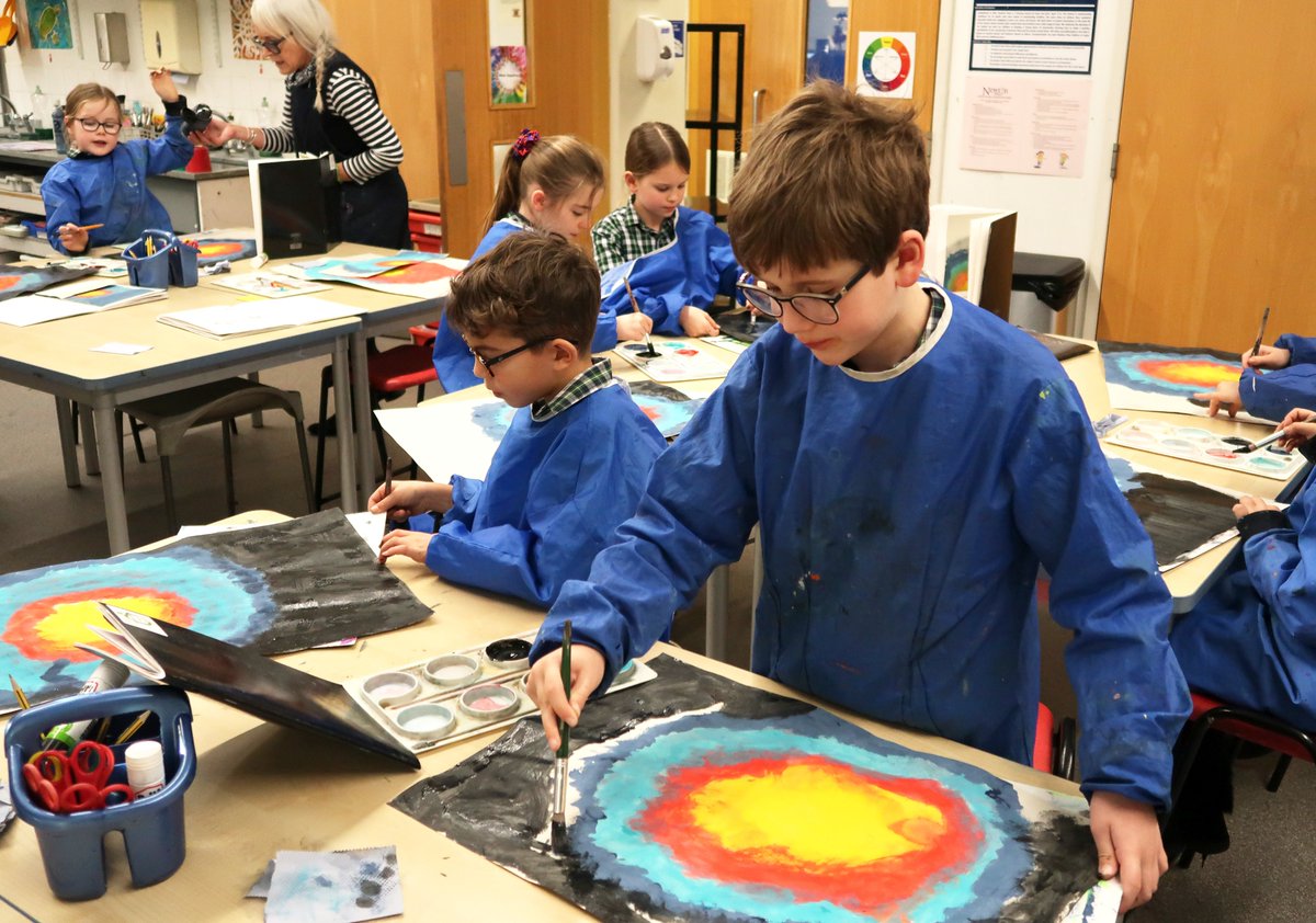 NewtonPrepSch's tweet photo. #NewtonYear4 pupils splashed a little β¨celestial magicβ¨ during their Art lessons as they painted colourful cosmic clouds. π¨βππ
They learnt a technique called 'scumbling' which is a method of blending paint on paper! π¨
#NewtonArt #NewtonCreativity https://t.co/4zcSIhId8p