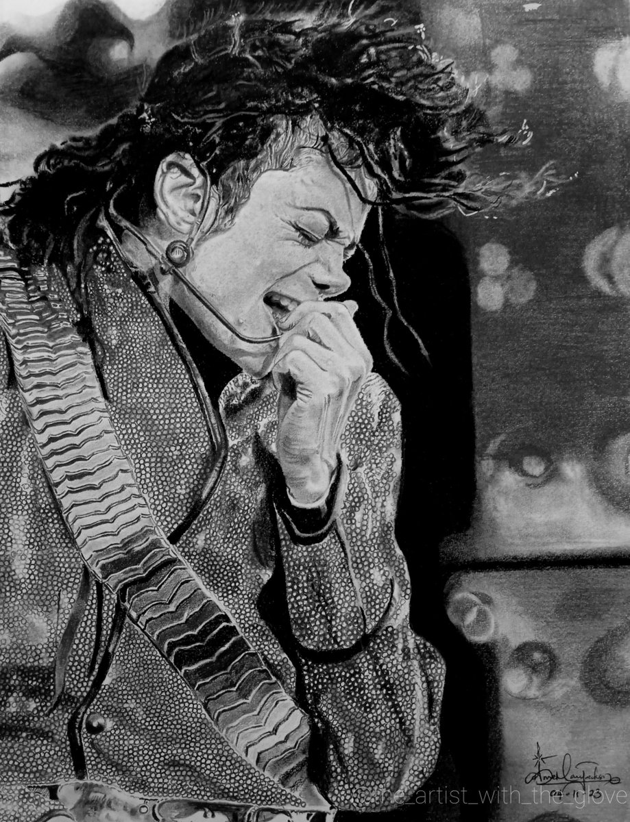 Anne Mary (IG: the_artist_with_the_glove) recently shared her sketch of Michael performing on The Dangerous Tour with the fan community. Upload your fan art to the Michael Jackson website here michaeljackson.com/community/fan-…

#MyMJFanArt