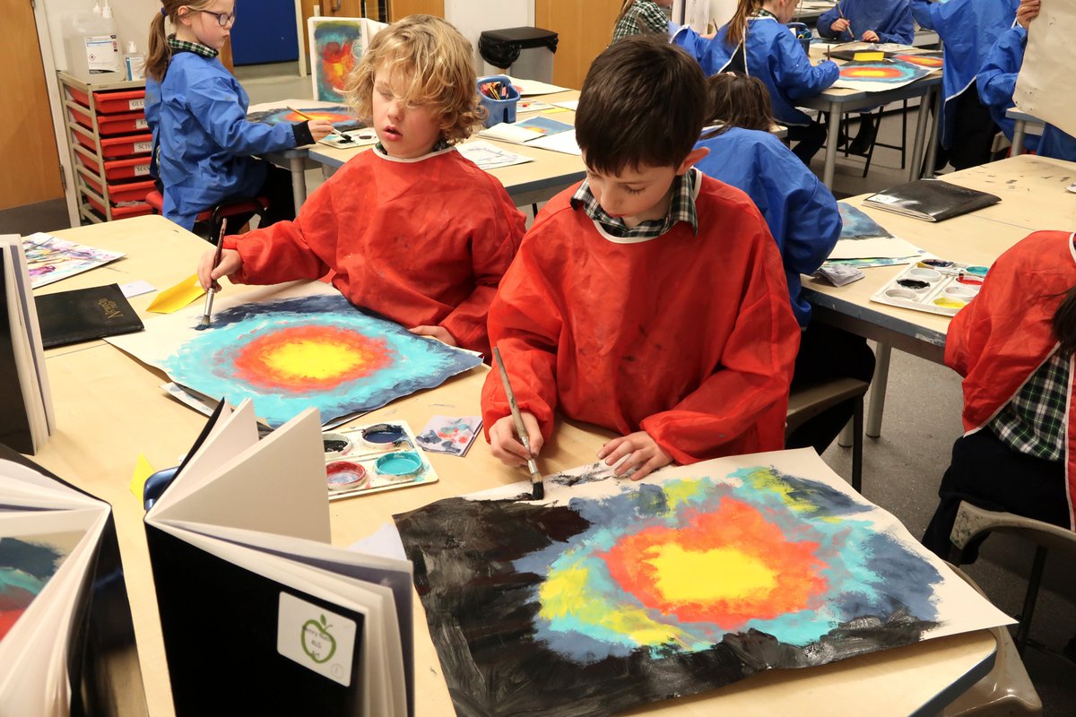 NewtonPrepSch's tweet photo. #NewtonYear4 pupils splashed a little β¨celestial magicβ¨ during their Art lessons as they painted colourful cosmic clouds. π¨βππ
They learnt a technique called 'scumbling' which is a method of blending paint on paper! π¨
#NewtonArt #NewtonCreativity https://t.co/4zcSIhId8p