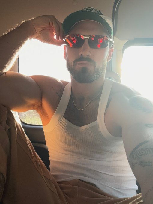 Watch michael ༄'s leaked NSFW photo on TwXstars