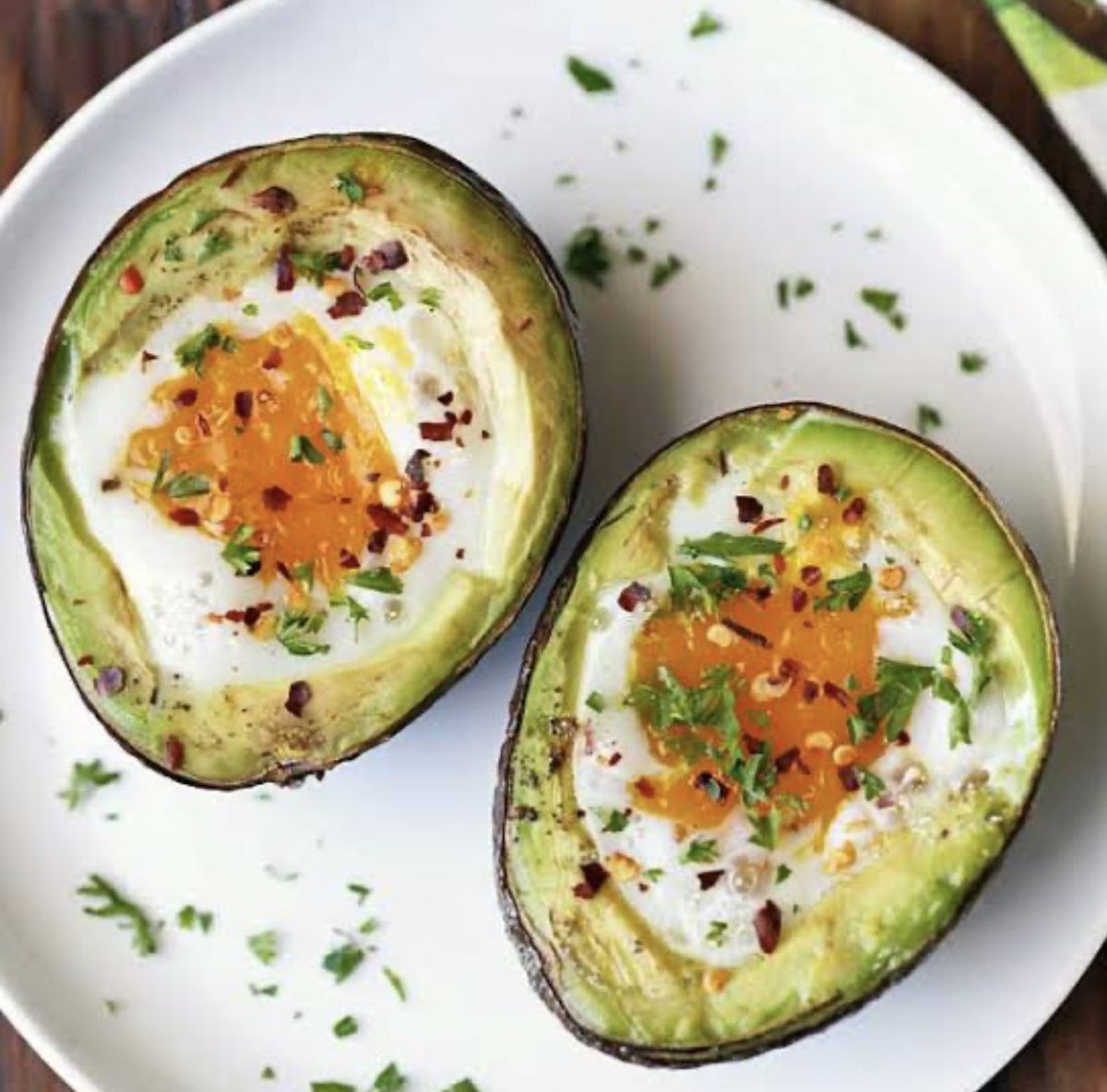 Malindy__'s tweet photo. Avocado lovers where are you?😋🥑 https://t.co/57do0T5zwD