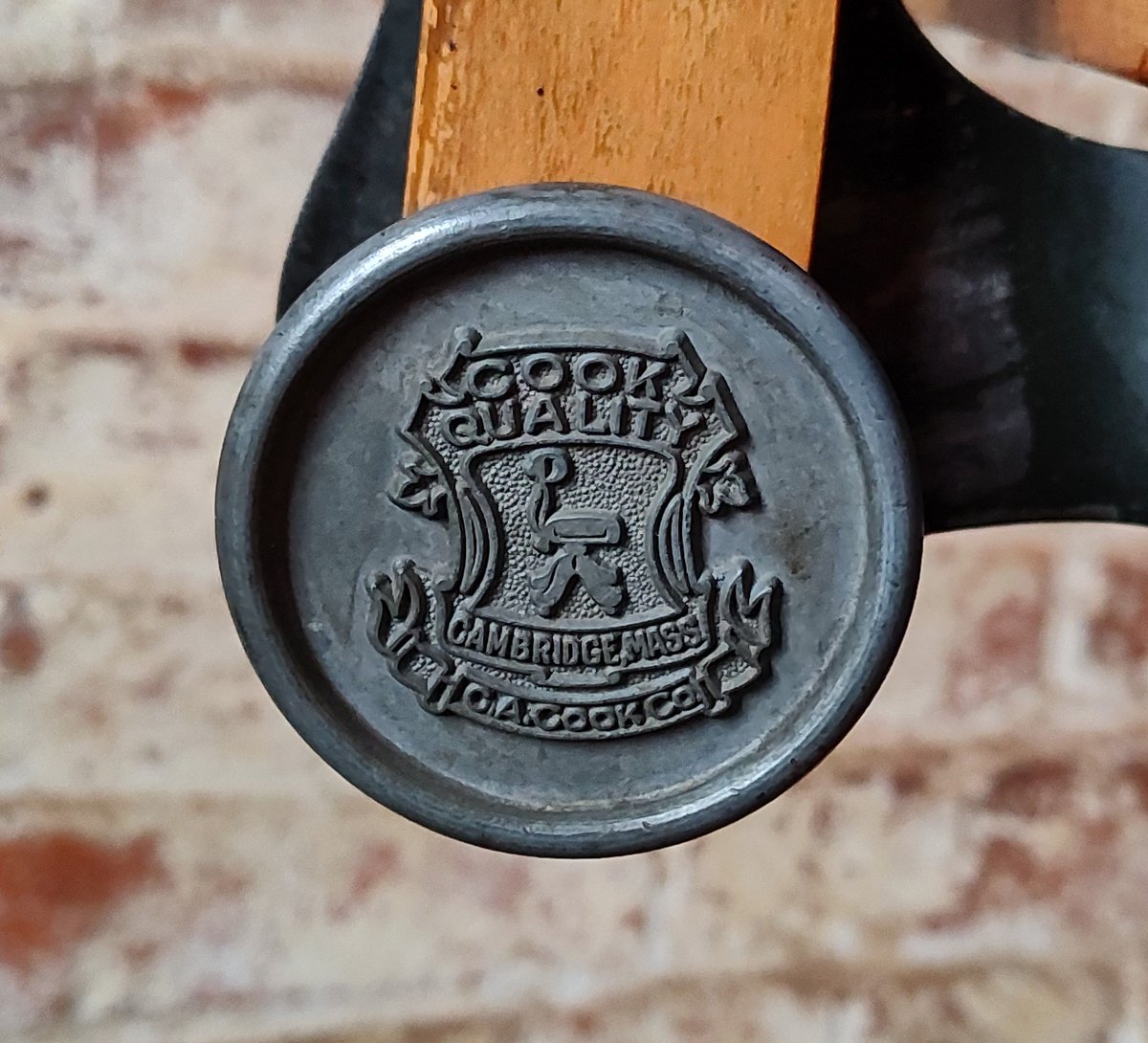 GetBackInc1's tweet image. Antique Drafting Stool by Cook of Cambridge, MA

getbackinc.com/product/vintag…

#draftingstool #draftingstools #cambridgemassachusetts #cambridgema #cambridgemass #cookstool #cookstools #vintageindustrial #vintageindustrialstyle #vintageindustrialfurniture #adjustablestools