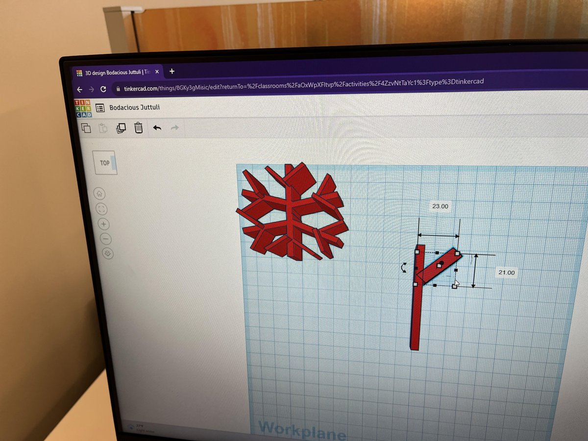 We embraced the winter wonderland on Friday with Middletown TAG-STEAM students!❄️

Students brought winter to life by crafting intricate snowflakes and whimsical snow globes through the art of 3D modeling. 

#ShapingFutureSTEMLeaders #WinterInnovation #3DModeling #3DPrinting