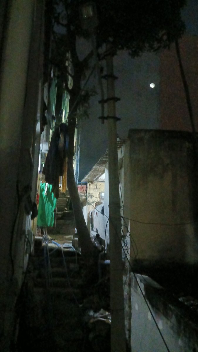 SampthSunvalli's tweet photo. Respected sir @GHMCOnline @GadwalvijayaTRS @NagenderDanam  sir I filled an complaint for non glowing Street light but no one taking action.             So I kindly request you to please take action immediately aged people facing lot of problems . https://t.co/bkaVL5v4oB