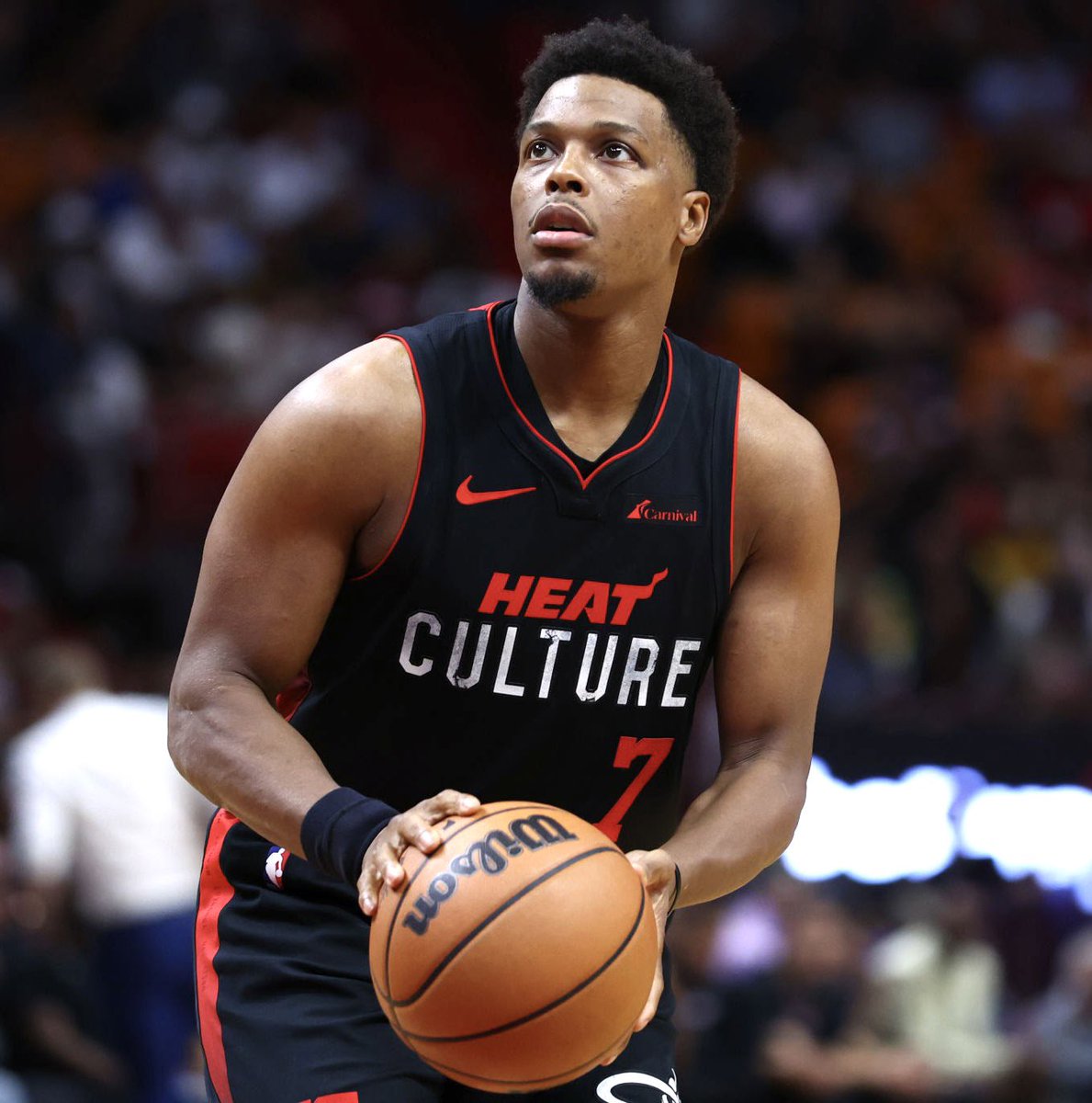 Fullcourtpass's tweet photo. The Miami Heat are exploring trades involving Kyle Lowry

(Via @Anthony_Chiang) https://t.co/GORuu4S8Xe