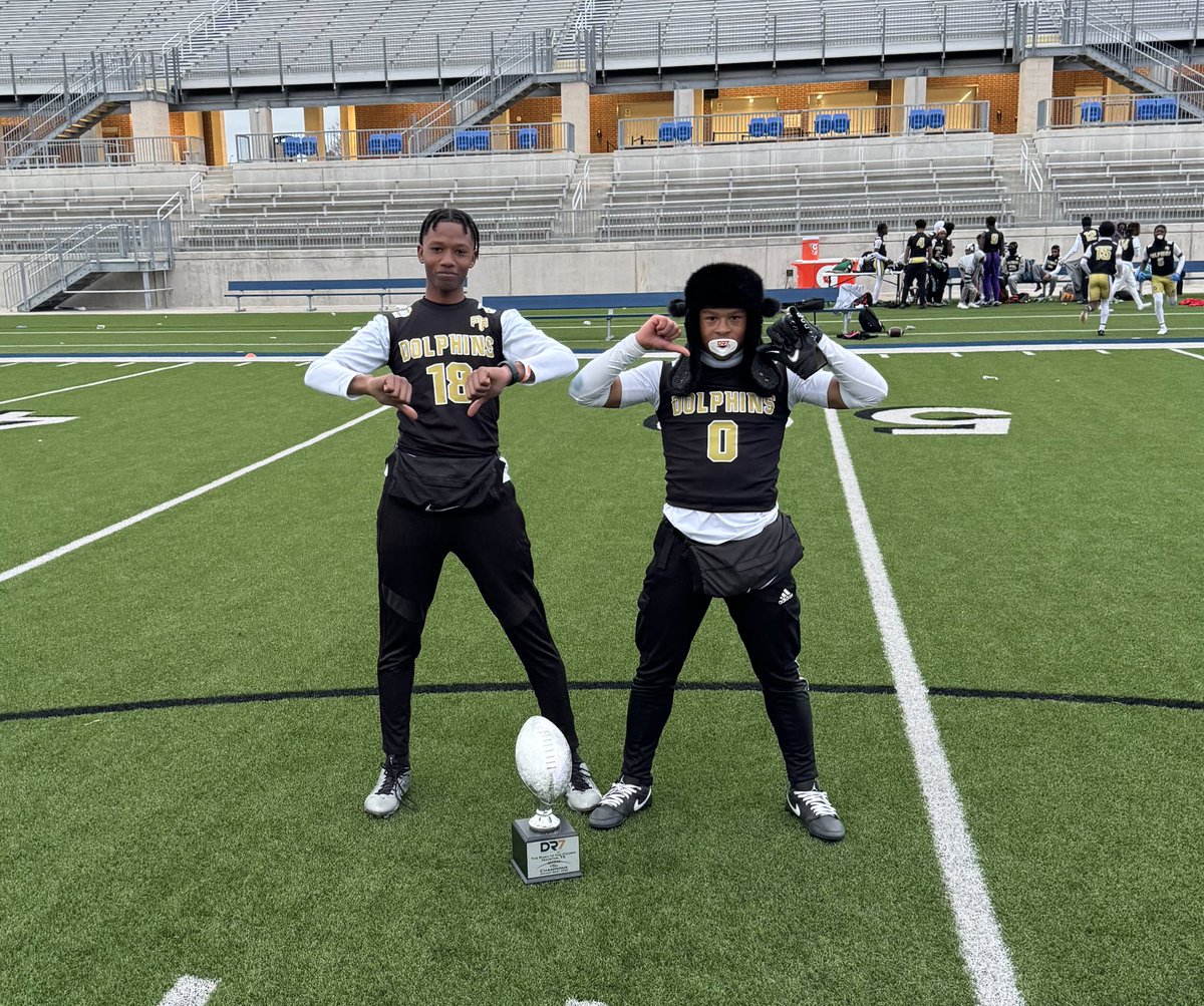 THEPLATFORMDR's tweet photo. 15U Champs @DR_SPORTZ  Road The Crown Houston @Dolphins7v7 @NODolphins big congrats check out several of there standouts from the weekend that helped lead them to the ship🏆

@qb1marlon10k 
@Mharris5_ 
@gocrazy_prob 

#DR7 #ExposeTheUnexposed #DRSportz 

https://t.co/qfwZNZFAH6 https://t.co/C79AQzQP6r