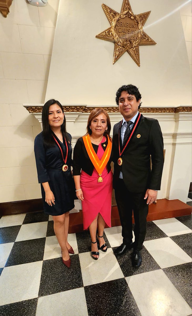 ColiturLima's tweet photo. #COLITURLIMA participó de la juramentación de la nueva Junta Directiva de CONREDE Lima, liderada por la Mg. Maria Isabel Portuguez Cuya como Presidenta, Dr.Cesar Humberto Bazán Naveda como Vicepresidente, Lic. Jessica Huamán Vilca como Tesorera y Blga.Massiel Regal Alcalde, vocal https://t.co/fNT09FICEW
