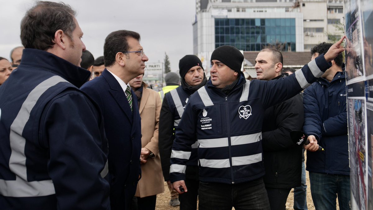 IbbFen's tweet photo. #istanbulu güçlendiriyoruz.
#Tuzla İçmeler Köprüsünün yenilenmesi ve Tuzla Kavşağı - Tuzla Devlet hastanesi arasında, yine Tuzla Kavşağı ile İSTİM arasında kesintisiz yan yol projemizdeki çalışmalar tüm hızıyla devam ediyor. https://t.co/CZP8JSPtXj