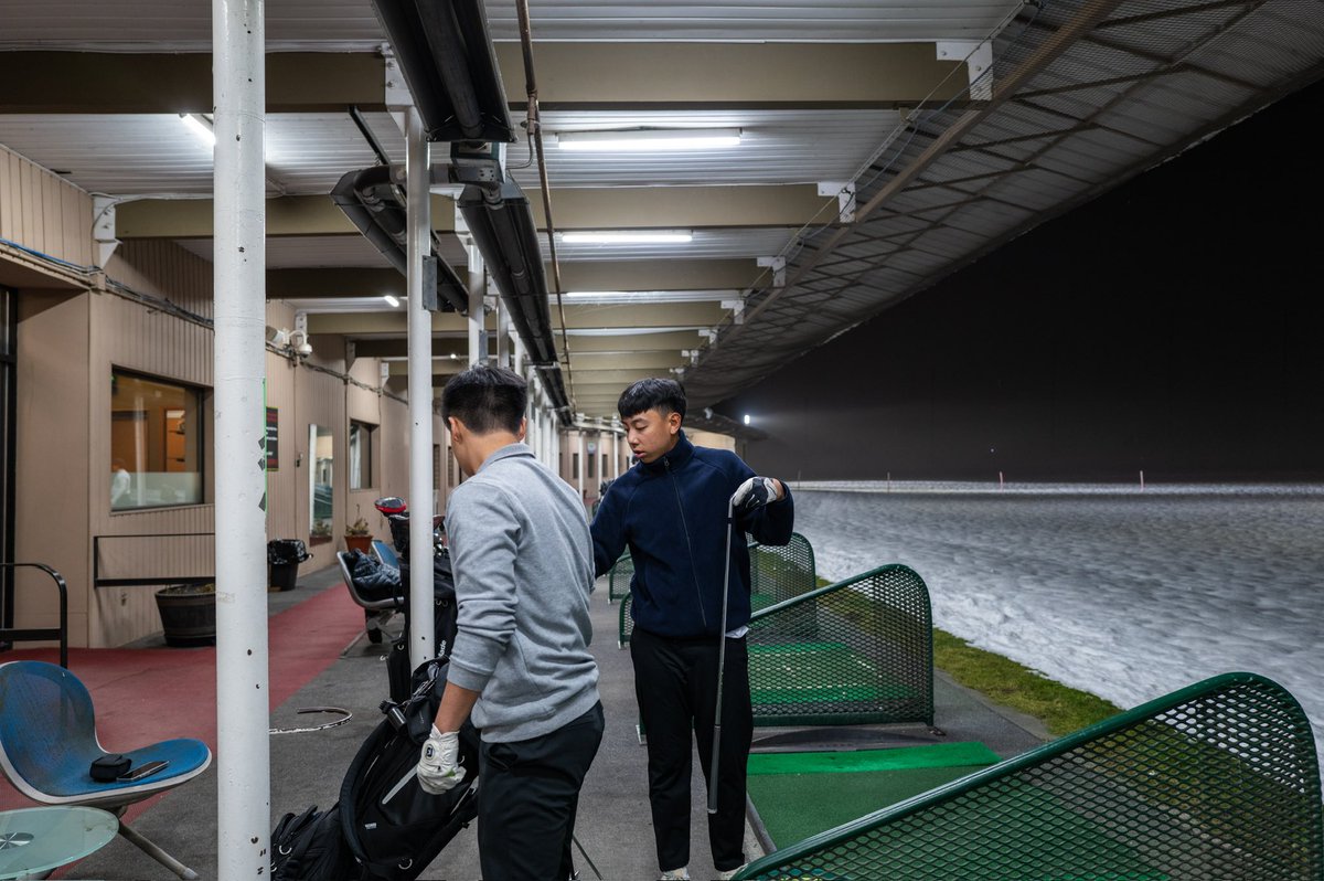 Asmo03's tweet photo. 1/19 
Late night range session 

#leica https://t.co/IVLWuqMyyG
