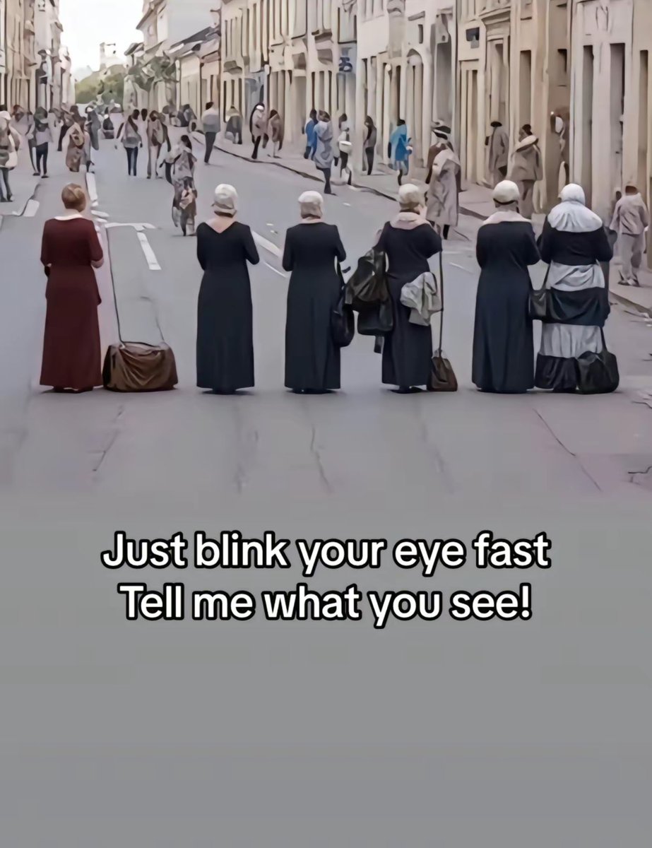 yabaleftonline's tweet photo. What do you see? https://t.co/EprglJLQ9W
