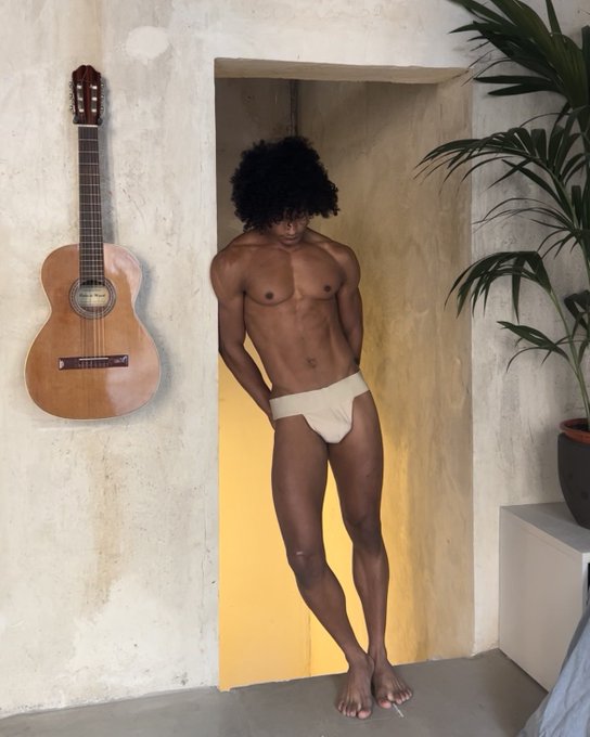 Can&rsquo;t stop thinking about us https://t.co/BAzQJmxUXh