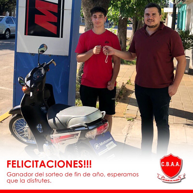 CBAA_oficial's tweet photo. SORTEO DE FIN DE AÑO 👏

Se hizo entrega de la moto, premio final de la rifa de fin de año

El ganador con el nro 735, fue Nazareno Villalba. ¡Felicitaciones! 👏

El resto de los ganadores.
Sorteo del 28/10 Salomé Perez Nro 639.
Sorteo del 25/11/2023: Nicolas Figueroa Nro. 039. https://t.co/yk8kNQqO4I