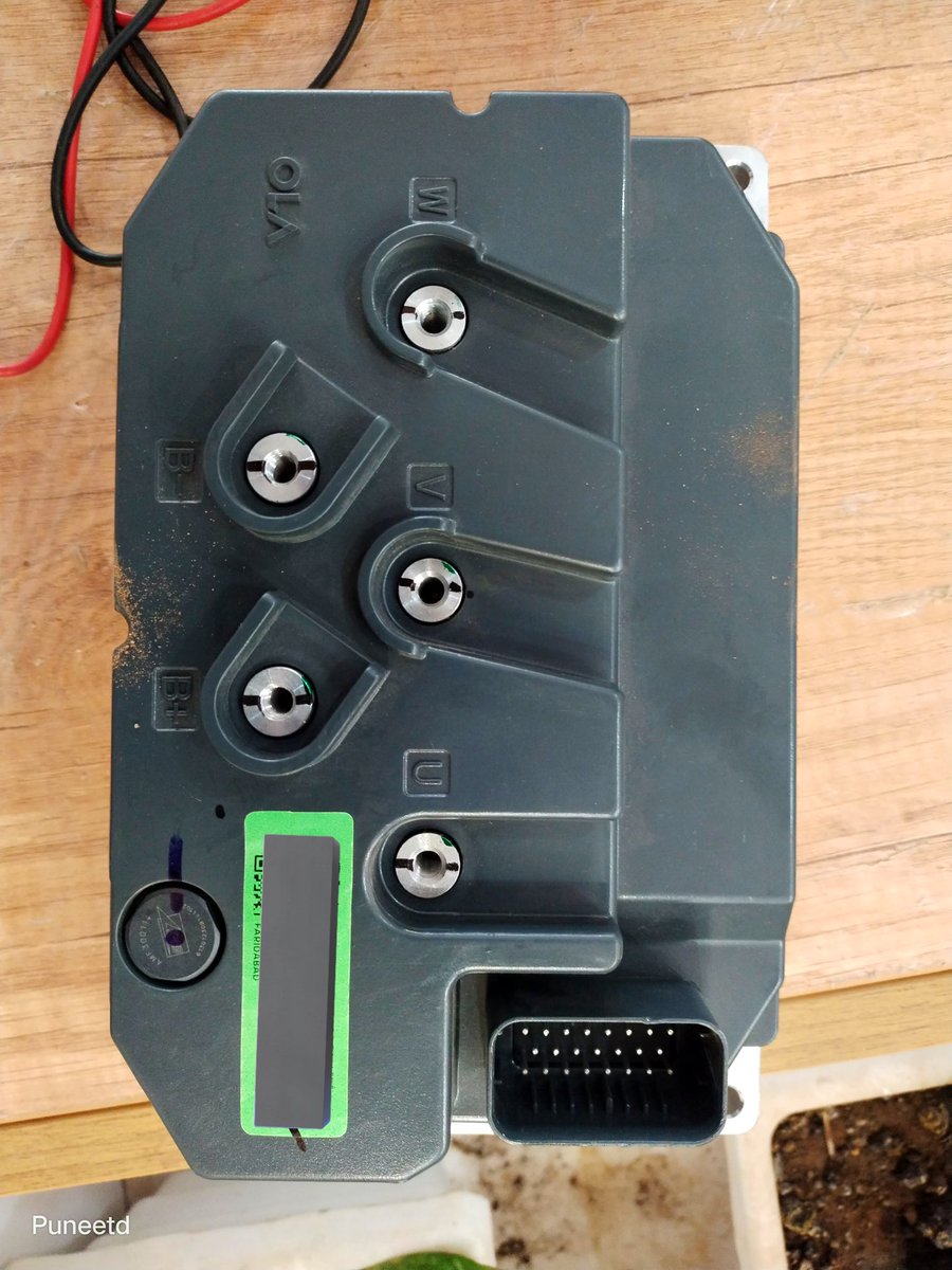 PuneetD1577's tweet photo. Thrilled with @olaelectric's exceptional service! Had an serious issue with my S1X Plus, but they swiftly resolved it in under a week, sending a technician even though there's no service center in my city.Kudos to the Ola team for the prompt and hassle-free support!#OLAS1XPLUS https://t.co/Vb3O2rCytq