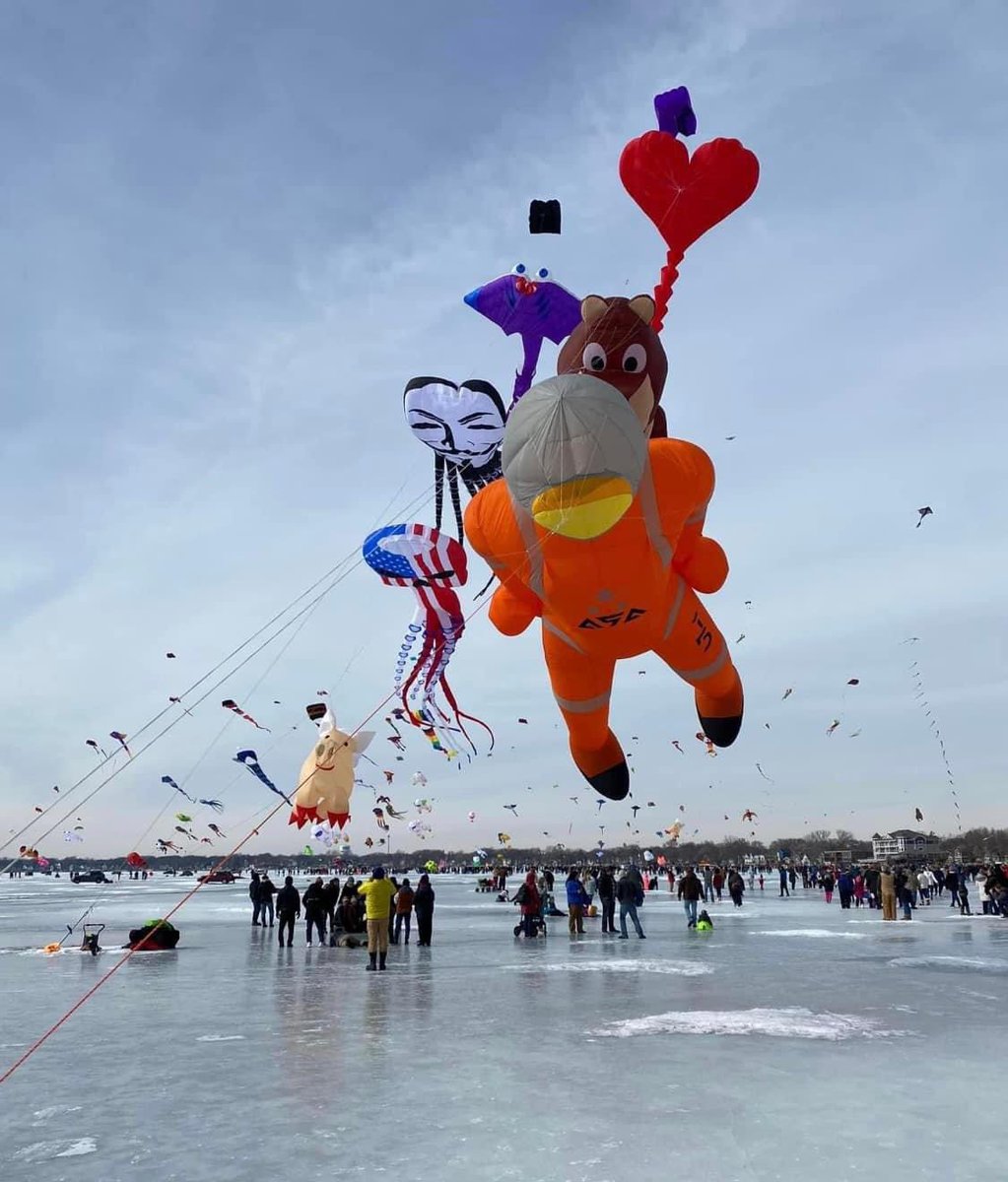 GAKiteCo's tweet photo. Kite season is right around the corner. #kite #greatamericankites https://t.co/o6eewcvAmn