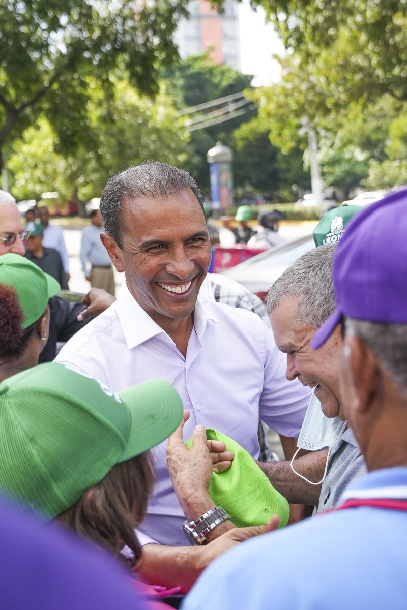 DomingoCG1's tweet photo. Cada paso que damos, reafirma el compromiso conjunto por la transformación de nuestra ciudad. 💜

Junto a ti, lograremos que cada familia, sienta seguridad de salir a las calles, que la lluvia no sea un impedimento para el goce de su día a día y que la higiene de nuestras calles, sea referente de una ciudad consciente del cuidado de su entorno. ⚡

¡Transformemos Santo Domingo!

#DomingoContreras #MiAlcalde #ListosParaRenovarSD #SantoDomingo #LaVerdaderaTransformaciónSD #SantoDomingoRenovado #Drenajepluvial