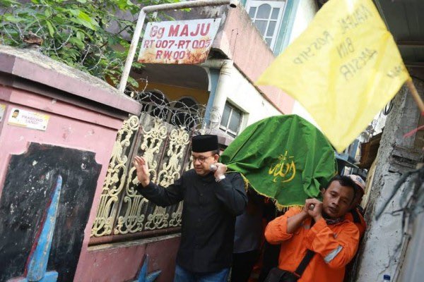 heandven's tweet photo. @MerrMagda Yang ga di sorot media , pak anis sewaktu menjabat sebagai gubernur https://t.co/bwdUWD7kyq