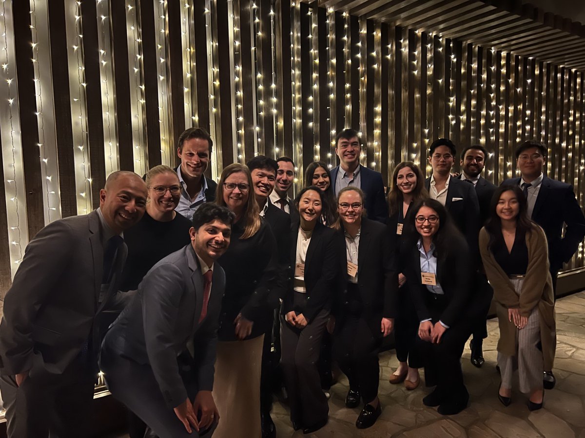CoreLabUCLA's tweet photo. #AboutThisWeekend First conference of the season in the books! Thank you to the entire @SoCalSurgeons team for an incredible program. We are so proud of the entire #CORELAB team for some amazing presentations 👏

@dgsomucla @UCLASurgeryRes

#SCCACS2024 #SurgeryTwitter https://t.co/VtUnYpbjrI
